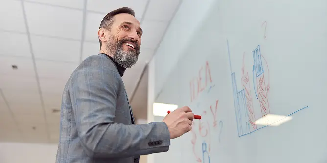 Strategic Brand Development & Market Positioning for Insurance Advisors