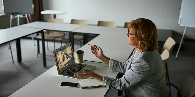 Client Communication Systems For Insurance Advisors